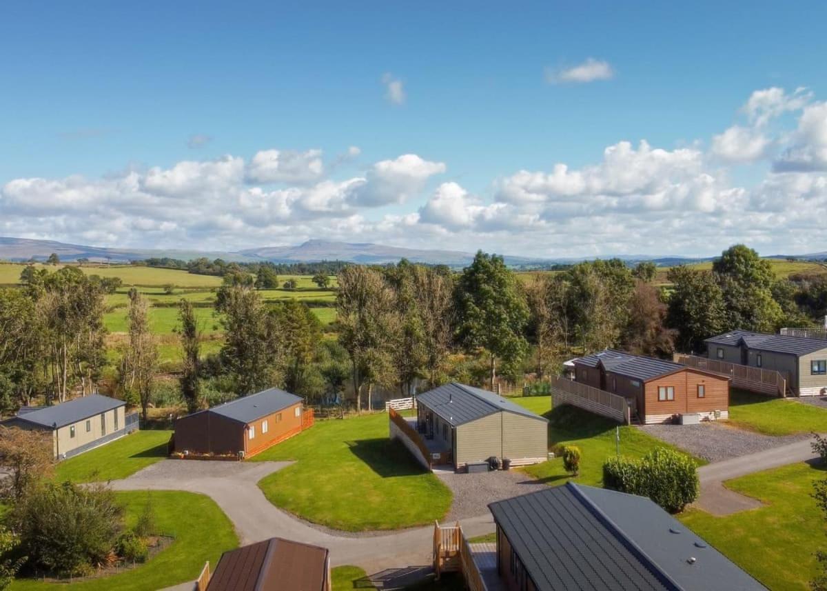 Docker Holiday Park Hotell Carnforth Exteriör bild