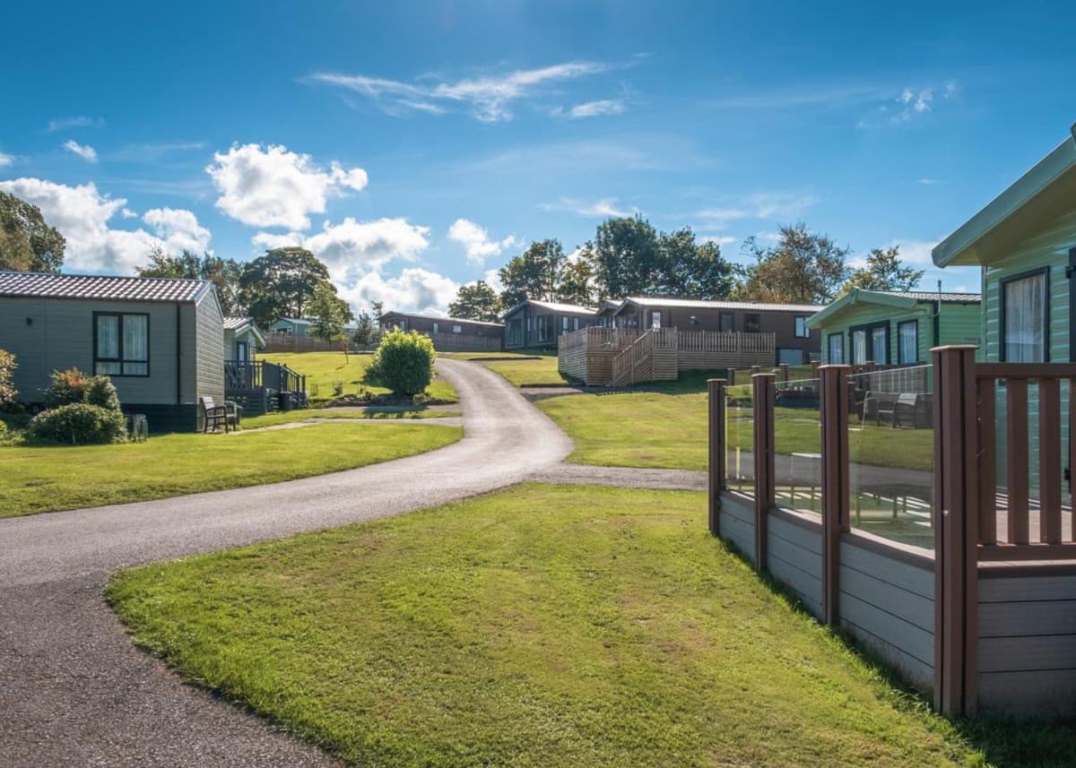 Docker Holiday Park Hotell Carnforth Exteriör bild